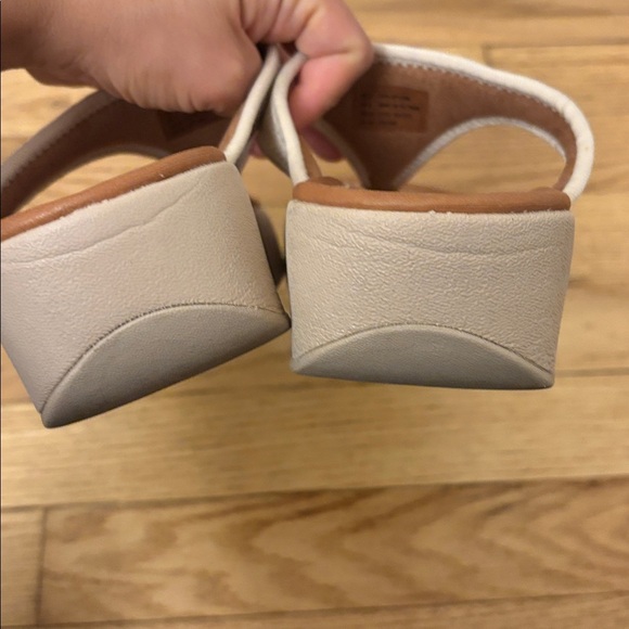 FitFlop Lulu Sleek Straw Raffia Sandals, Women's Size 8 - Picture 4 of 7